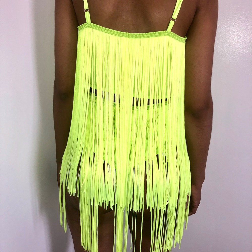 2 piece - Picture 2 of 2